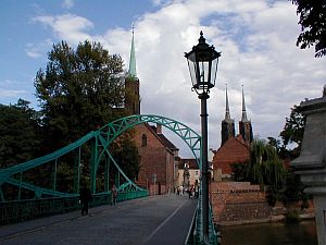 Wroclaw: On the bridge to Cathedral Island